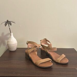 Top Moda tan sandals